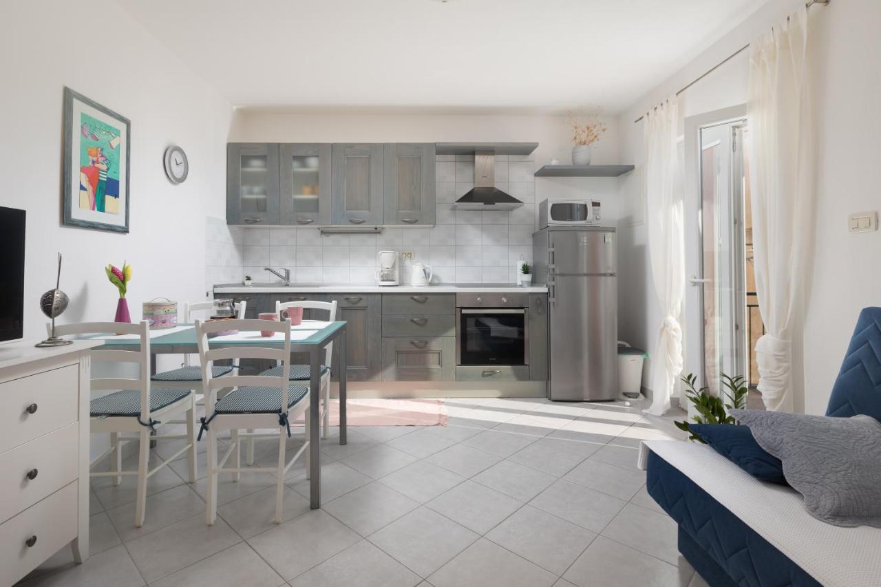 Apartment Top Terrace Podgora Exterior photo