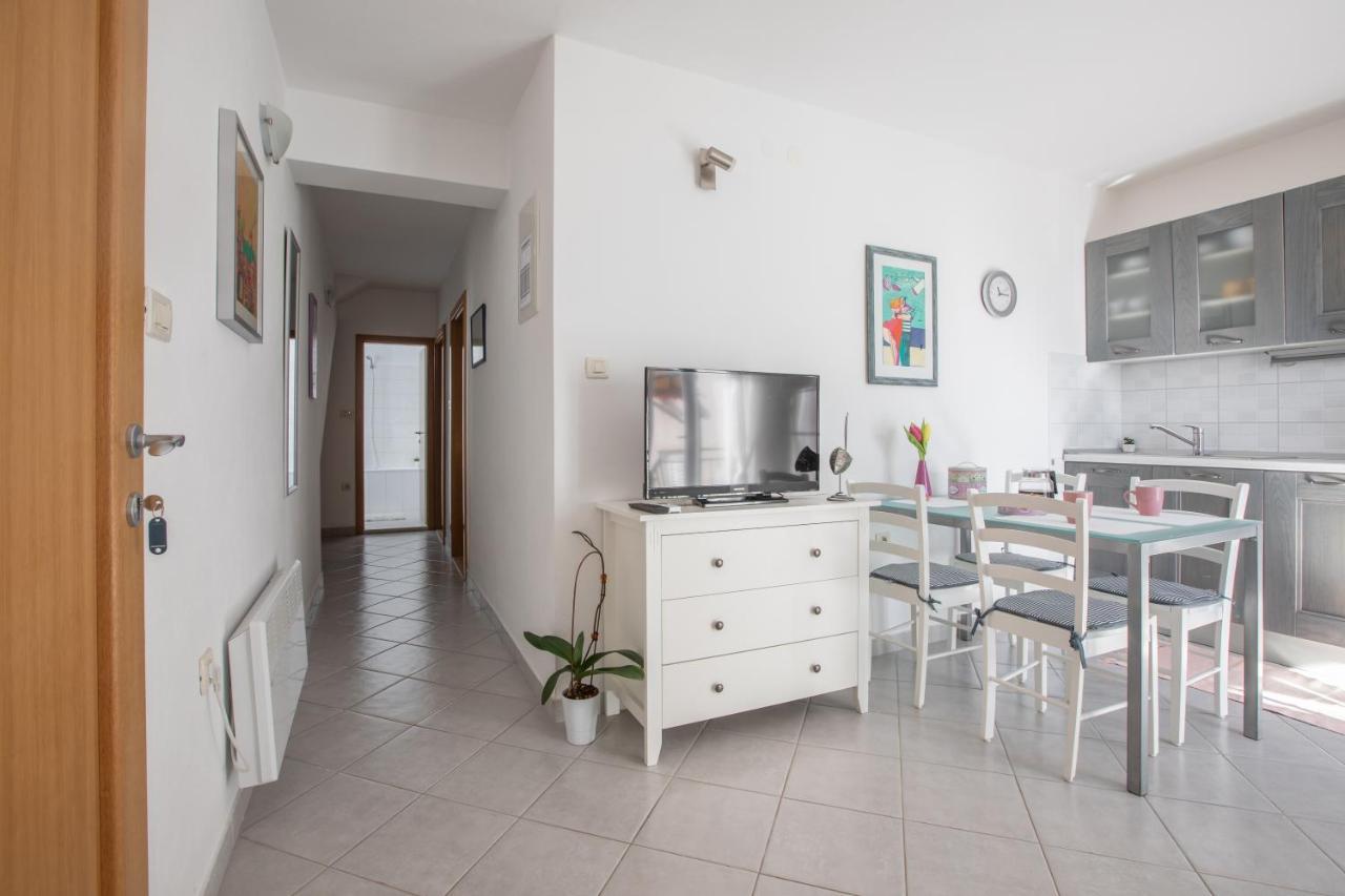 Apartment Top Terrace Podgora Exterior photo